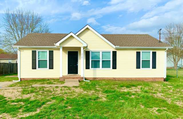 717 Carbondale Dr - 717 Carbondale Drive, Oak Grove, KY 42262