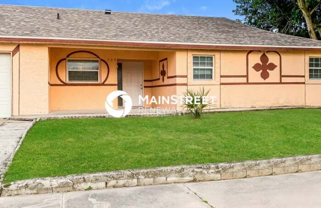 709 California Woods Circle