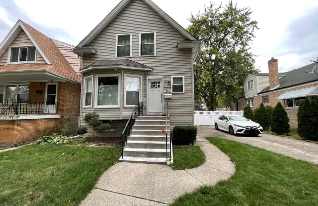 3206 Highland Avenue - 3206 Highland Avenue, Berwyn, IL 60402