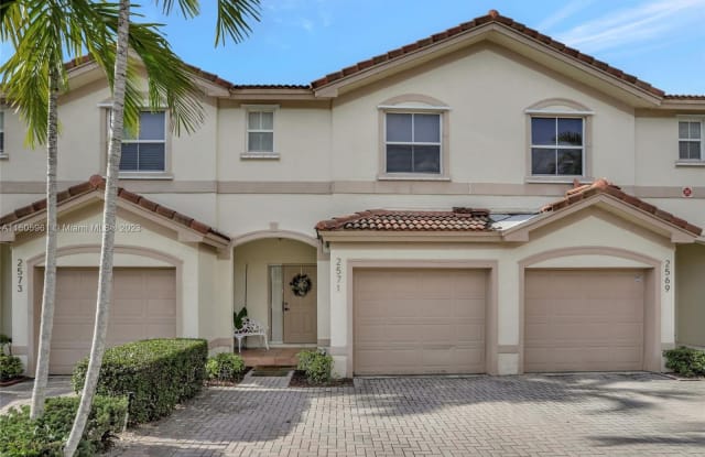 2571 Riverside Dr - 2571 Riverside Drive, Coral Springs, FL 33065