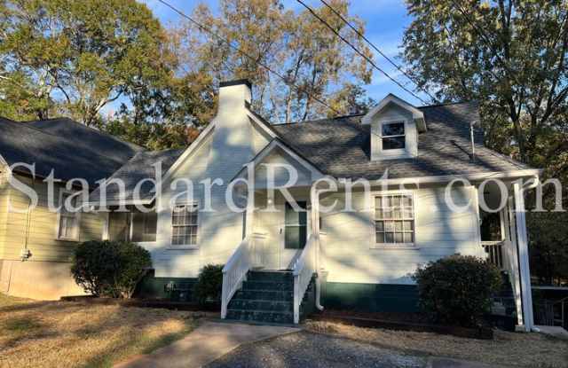 Photo of 802 United Avenue Southeast