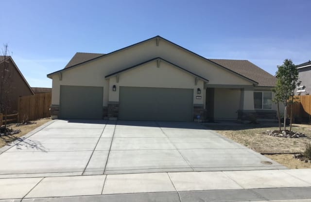 231 Orderville St - 231 Orderville St, Lyon County, NV 89403