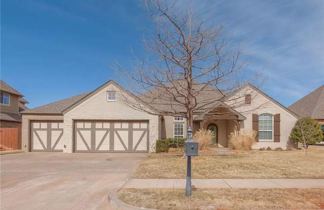 Gorgeous 4 bed 3 bath in Edmond - 3121 Northwest 164th Terrace, Oklahoma City, OK 73013