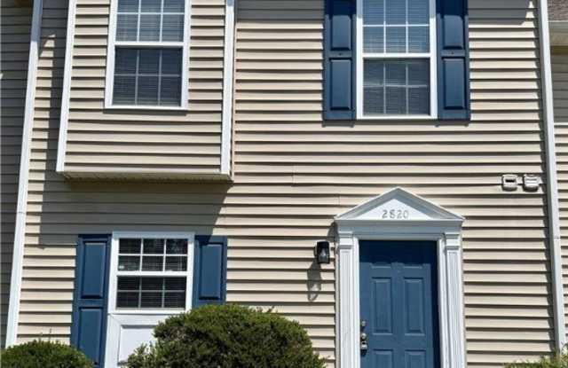 Photo of 2820 Goyne Loop