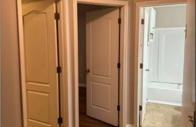 5548 Pineridge Court