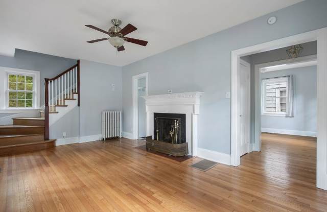 Welcome To 1500 Cedar Ln - A stunning 2 Bed / 1.5 Bath in Forest Hill photos photos