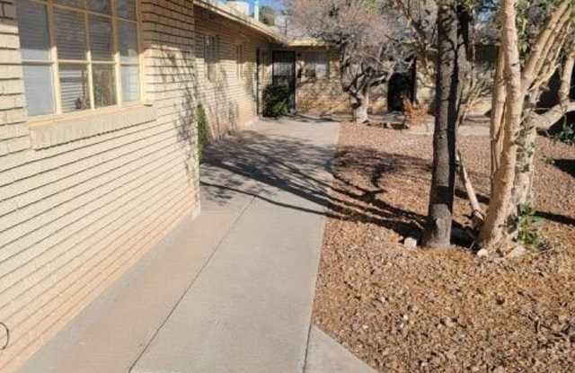 3231 FRANKFORT Avenue unit: 5