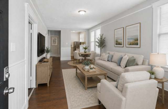 Large Unfurnished 3BR/2BA Downtown Savannah Home For Rent