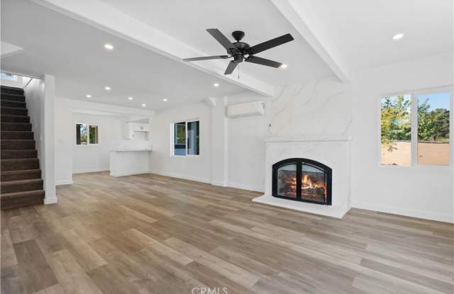 2918 June Street