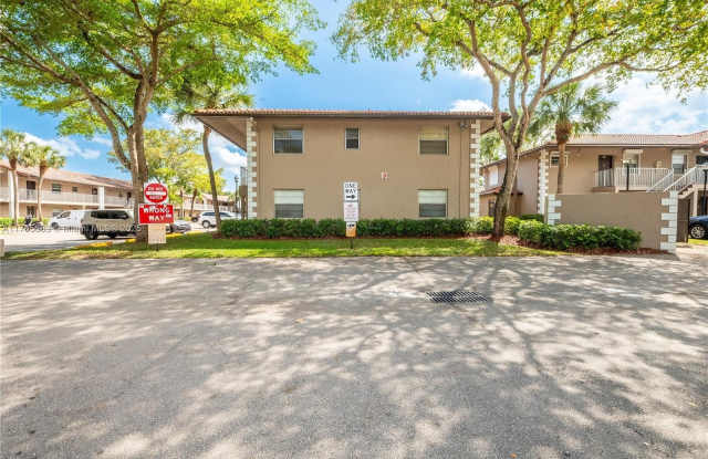 8770 E Royal Palm Blvd