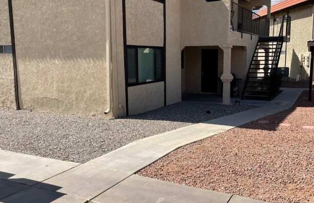 363 Lake Havasu Ave N