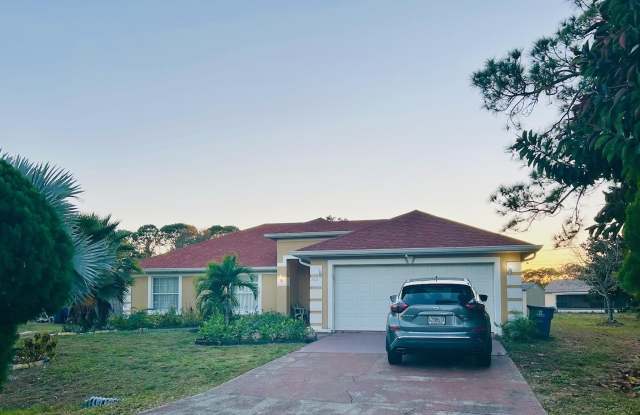 200 Dorado Avenue NE