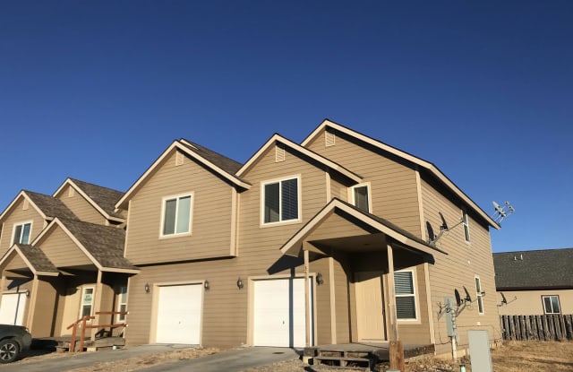 355 Colter Loop - 355 Colter Loop, Pinedale, WY 82941