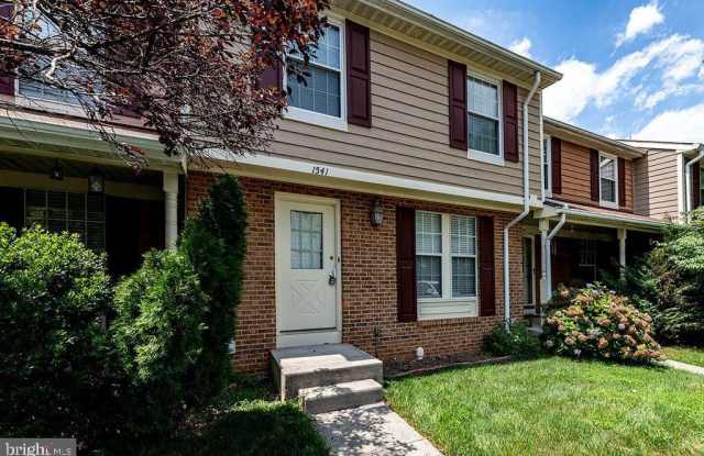 1541 AUTUMN RIDGE CIRCLE