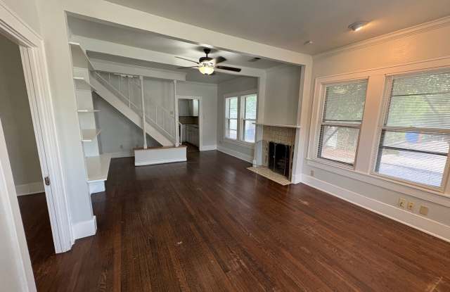 Charming 3 Bed | 2 Bath Home Near UT  Downtown Austin – Classic Character Meets Prime Location!