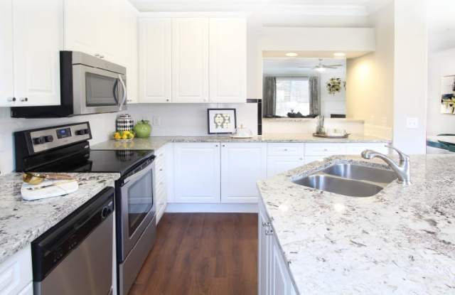 Tuscany Villas Apartments