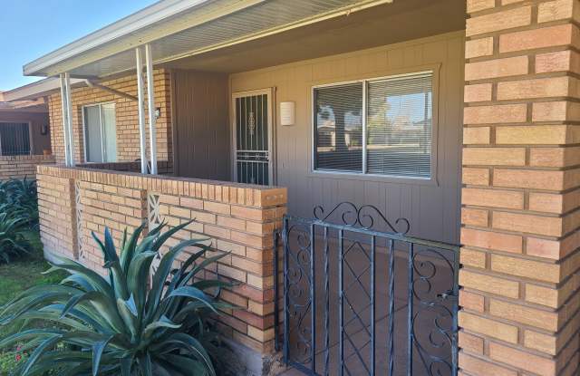 10321 W DEANNE Drive