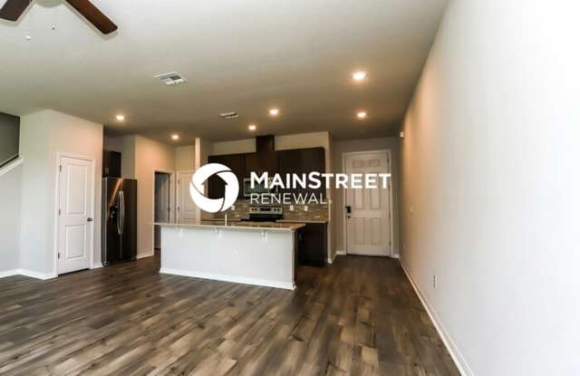 1816 Woodleaf Hammock Court