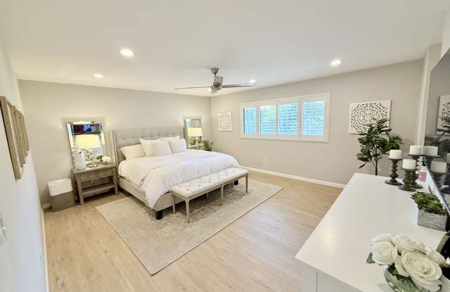 Photo of 8000 Westlorne Court