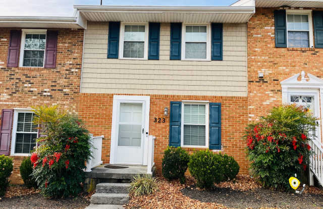 2 Bedroom, 1.5 Bath Townhouse