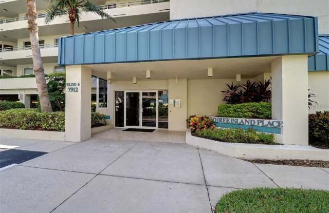 7912 SAILBOAT KEY BOULEVARD S