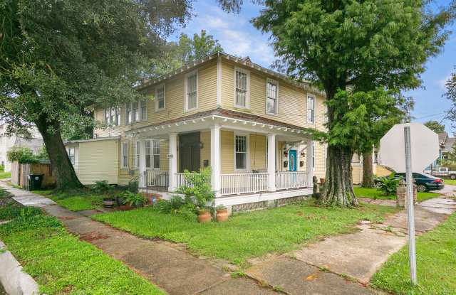 Photo of 3350 Jena St