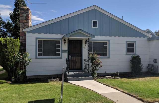 2bd, 1bath home in Sparks