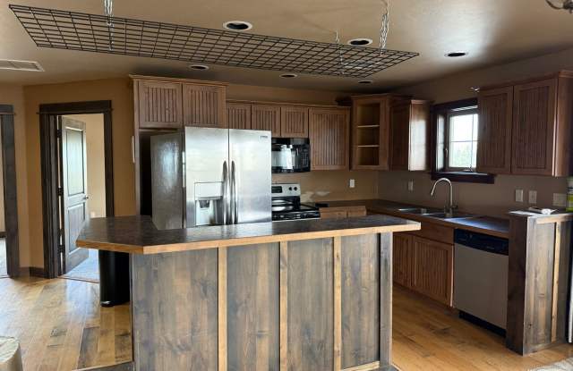 3 Bedroom 2 Bath in Belgrade