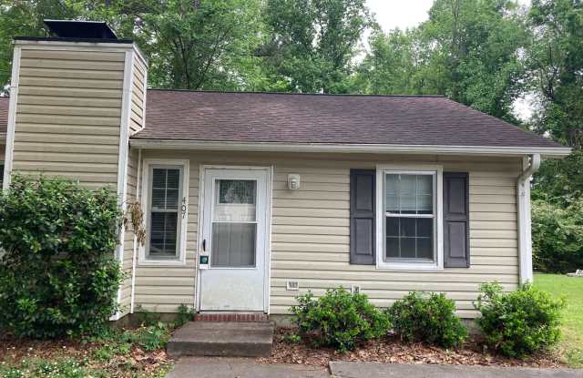 Photo of 2 Bed 2 Bath Duplex for Rent