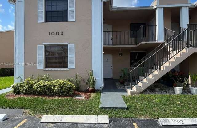 1002 Adams Ave