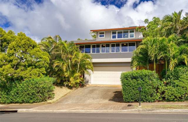 Photo of 2554 Halekoa Drive