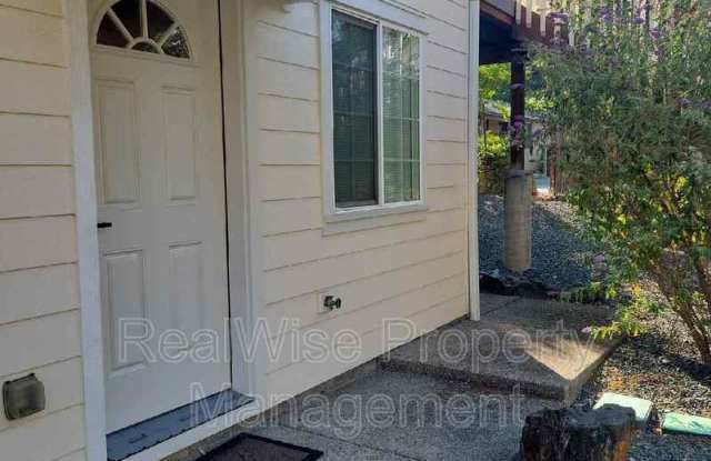 1658 NE Foothill Blvd