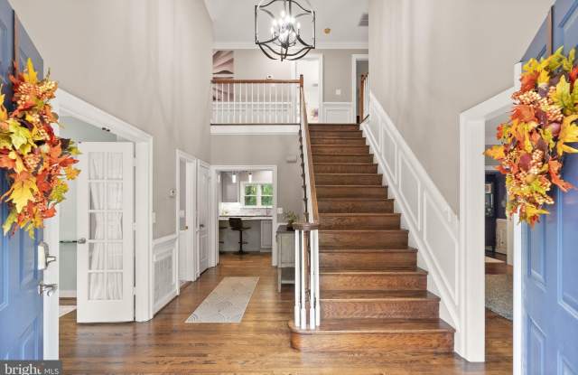 10303 BEAR CREEK Drive