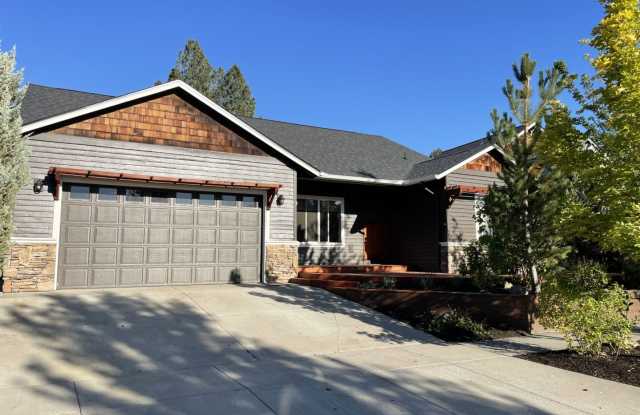 NW Bend Home - Great Location! - 2406 Northwest Summerhill Drive, Bend, OR 97703