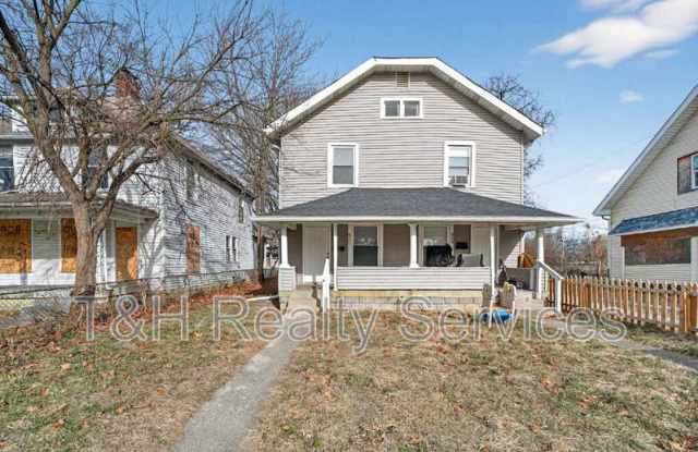 Photo of 926 West 32nd Street