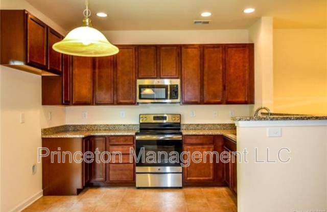 Photo of 194-C Limerick Rd.