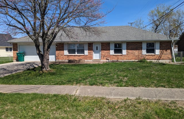 99 Kentucky Circle - 99 Kentucky Circle, Radcliff, KY 40160