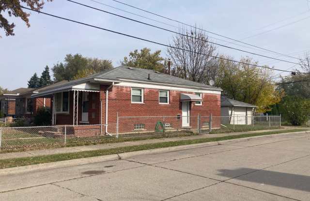 3 bedroom, 2 FULL Bath Brick Ranch - HW Floors - Finished Bsmt - 1 car garage - Sec. 8 OK