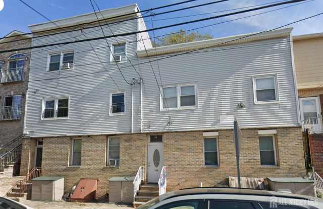 158 Terrace Avenue