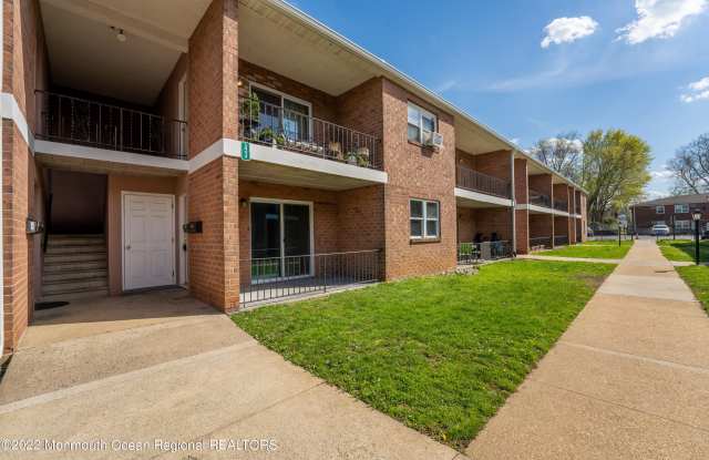 205 West End Avenue unit: Bldg 4 - Apt 21