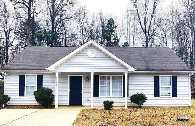 Photo of 5702 Stone Bluff Court