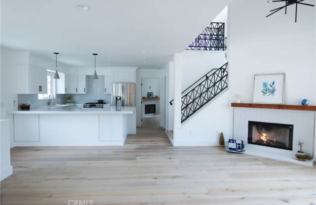 432 Fernleaf Avenue 1/2