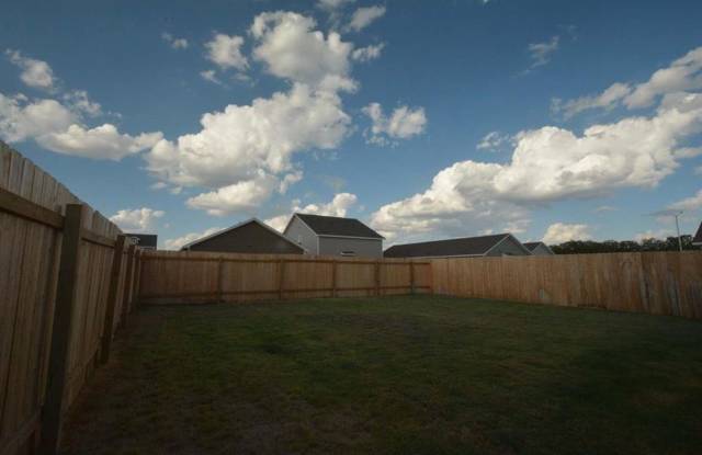 Excellent single 3 bedroom 2 bath in Bastrop