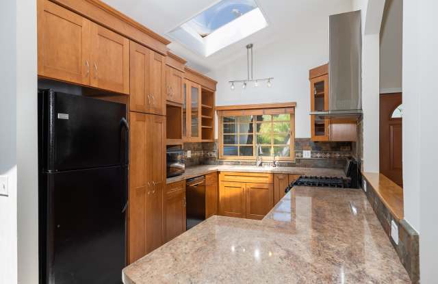 7337 Hillsboro Street