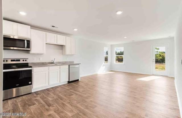 1455 W Black Squirrel Lane