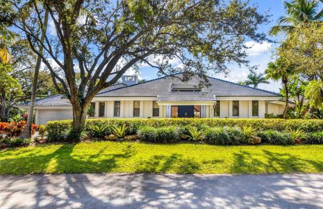 301 Isla Dorada Blvd