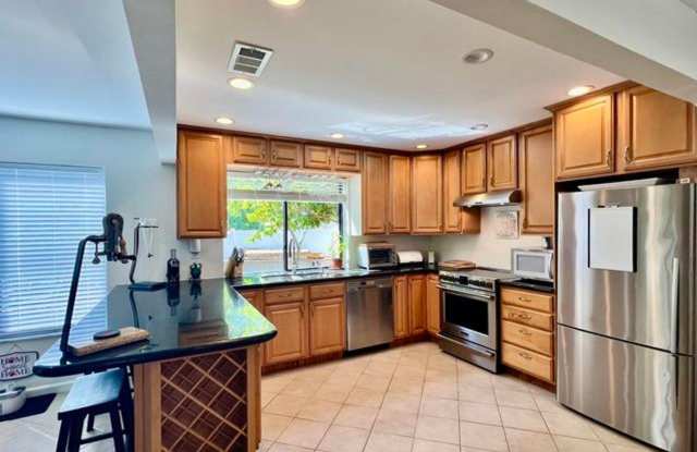 Photo of 5570 SW 9th Court, Margate, FL 33068