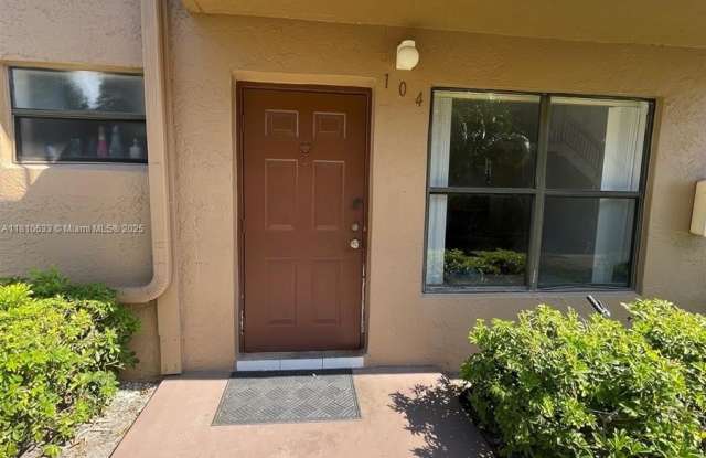 Photo of 10041 Winding lake rd