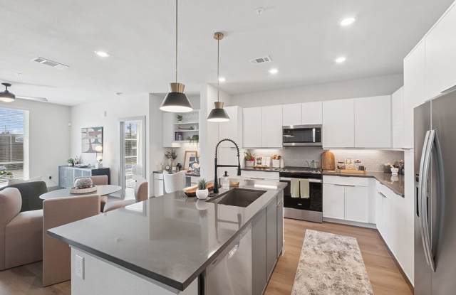 Heights at 1520 Apartments