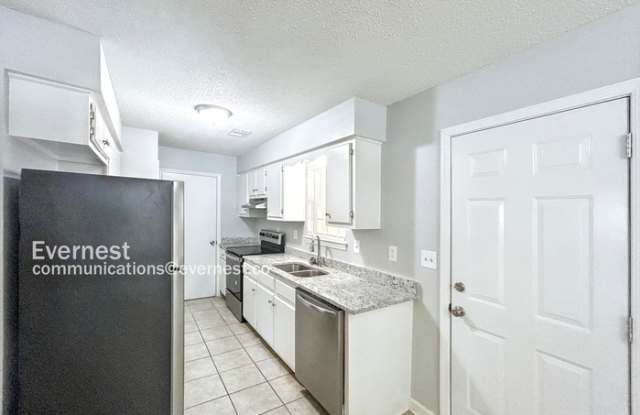 3570 Shadow Oaks Parkway